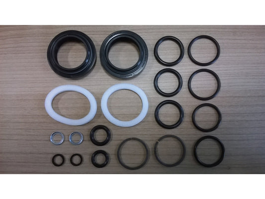 AM FORK SERVICE KIT, BASIC (INCLUDES DUST SEALS, FOAM RINGS,O-RING SEALS) - REBA A3 (2014-2016)